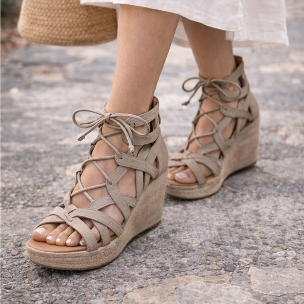 Gentle Souls Taupe Suede Lace Up Wedge Sandals Boho Resort 7